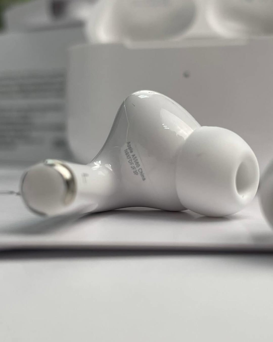 Original Apple Airpods pro 2 (Buzzer Edition)